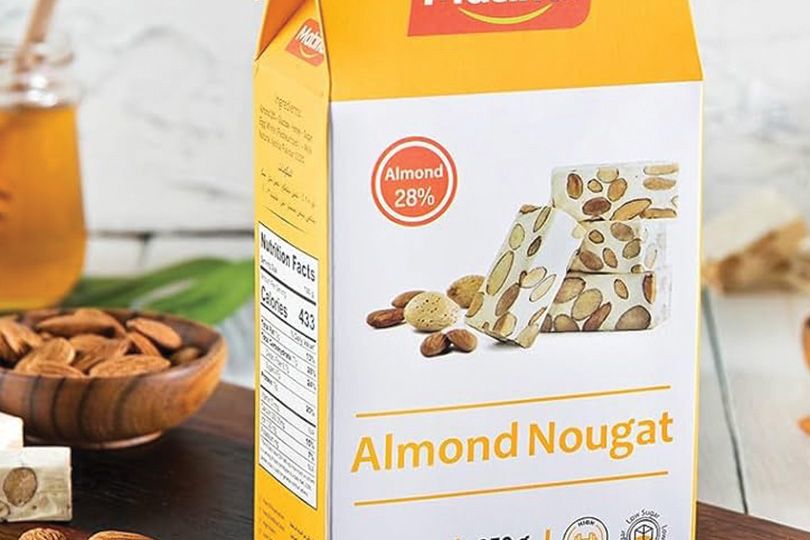 ماتينال نوجا باللوز 17 قطع